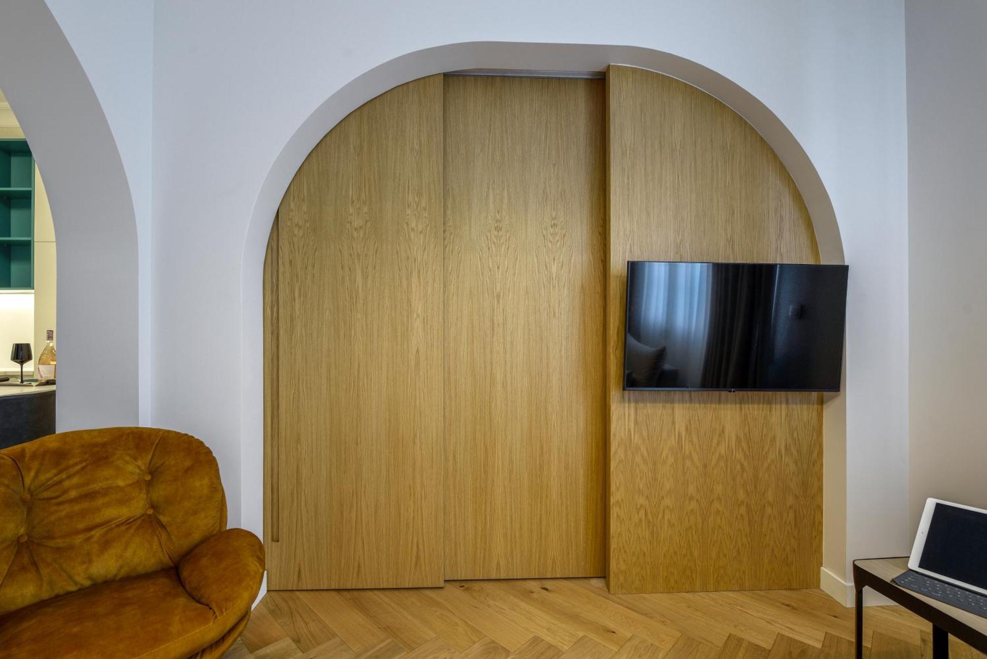 Queen Apartment Thessaloniki By Luxlikehome 塞萨洛尼基 外观 照片