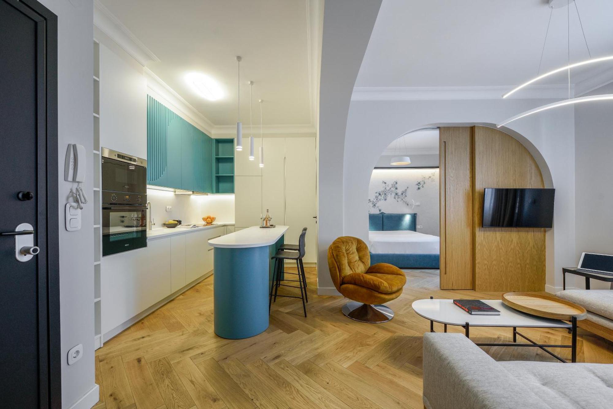 Queen Apartment Thessaloniki By Luxlikehome 塞萨洛尼基 外观 照片
