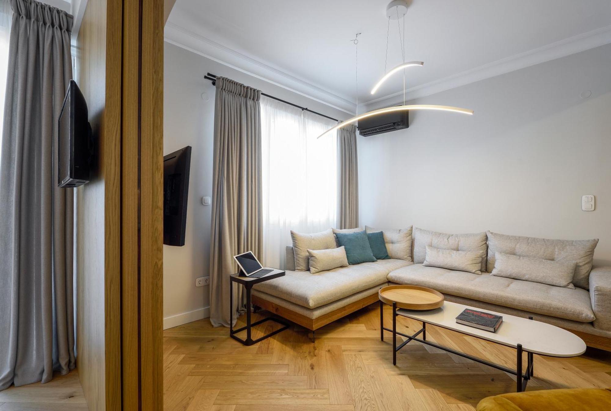 Queen Apartment Thessaloniki By Luxlikehome 塞萨洛尼基 外观 照片